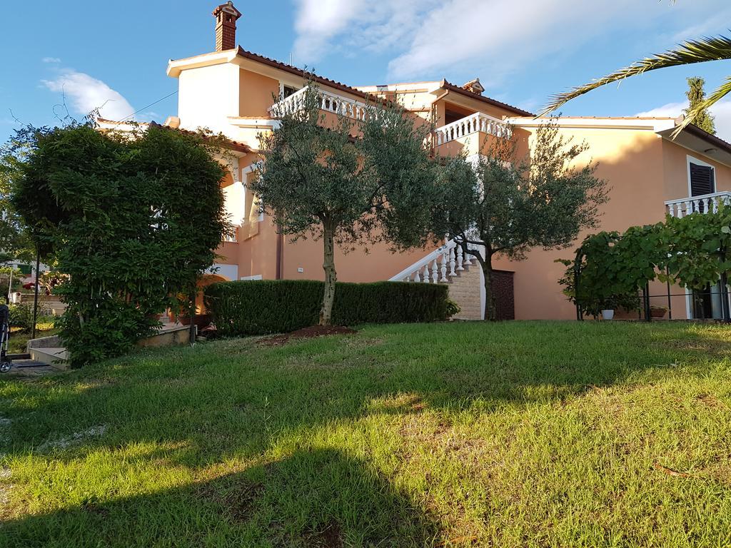 Apartman Andela Labinci Екстер'єр фото