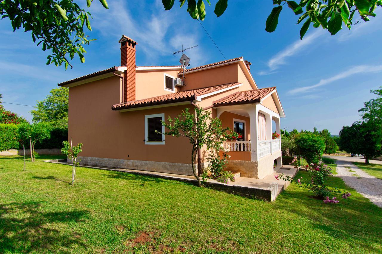 Apartman Andela Labinci Екстер'єр фото